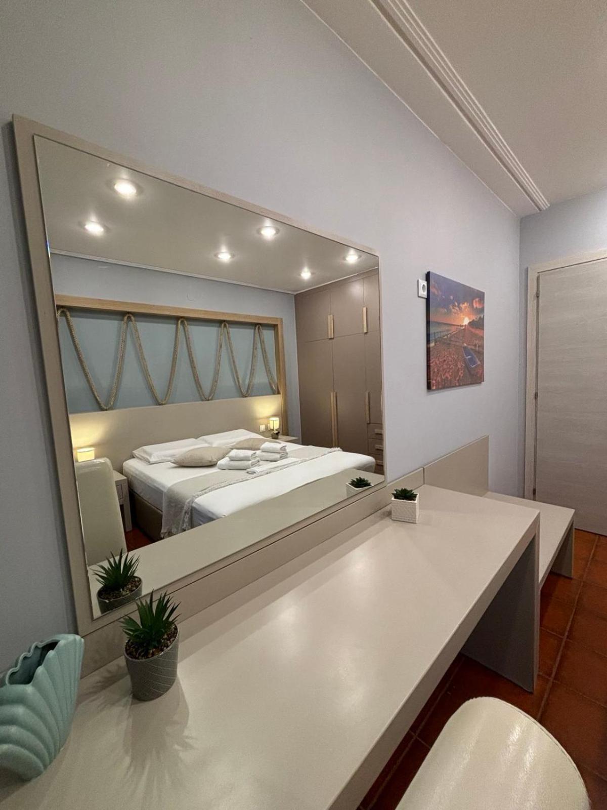 Green Suite Skiathos Екстериор снимка