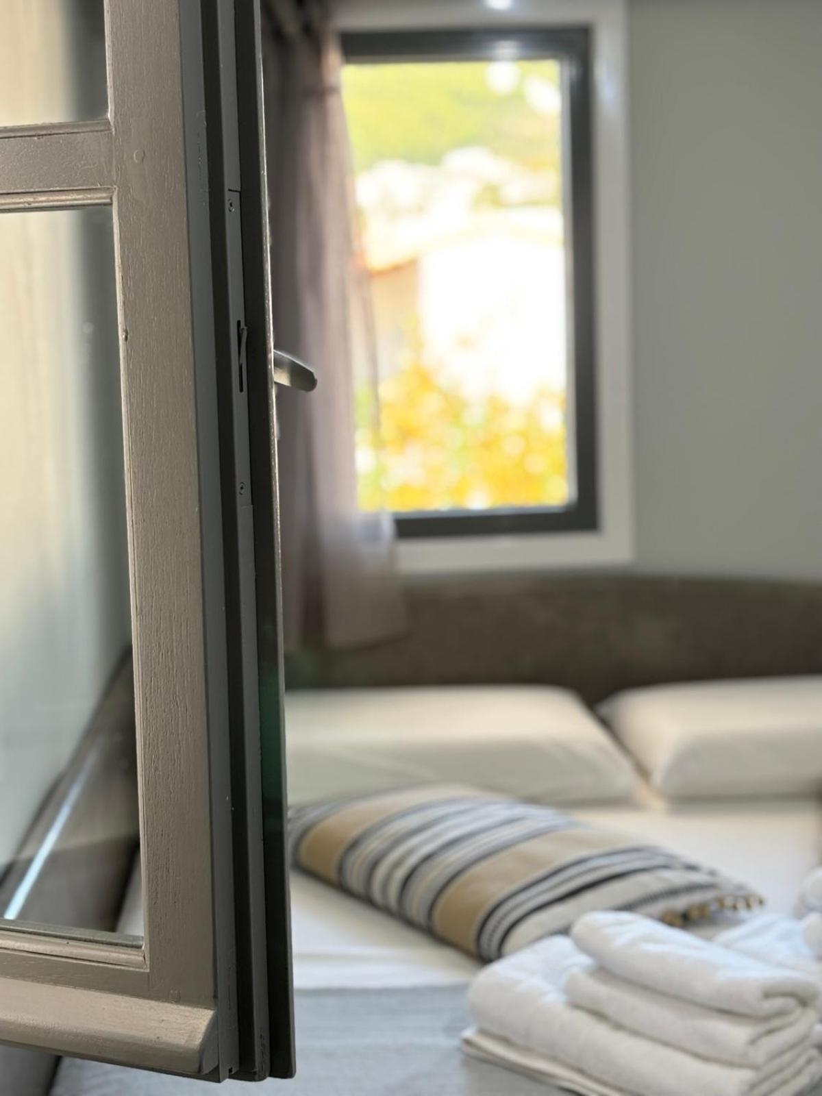 Green Suite Skiathos Екстериор снимка