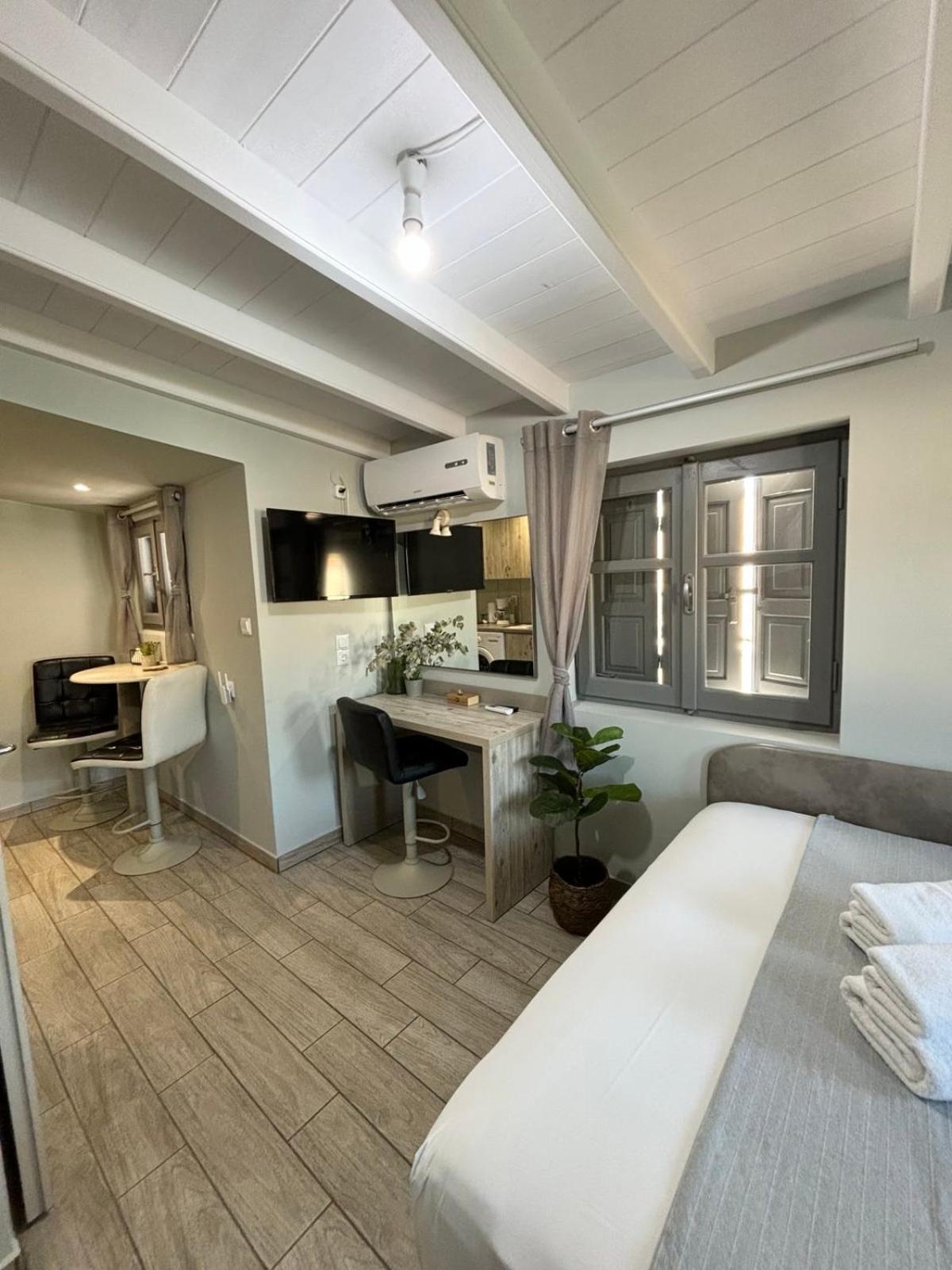 Green Suite Skiathos Екстериор снимка